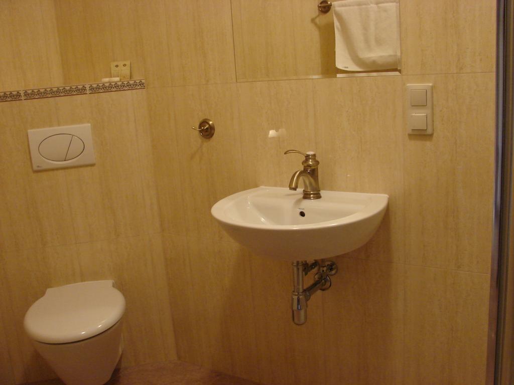 Gosc W Dom Zbaszynek Bagian luar foto